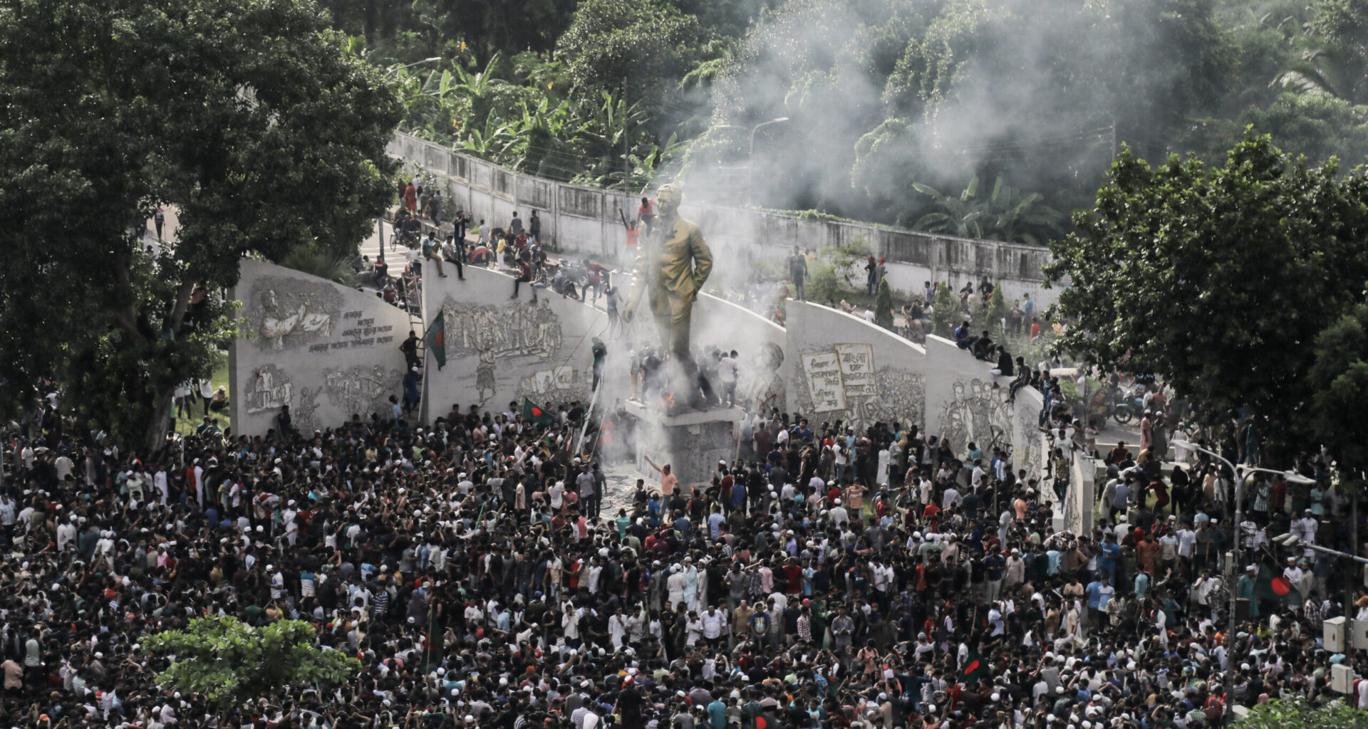 Prima reacție a fostului lider din Bangladesh după ce a fost condamnat la moarte