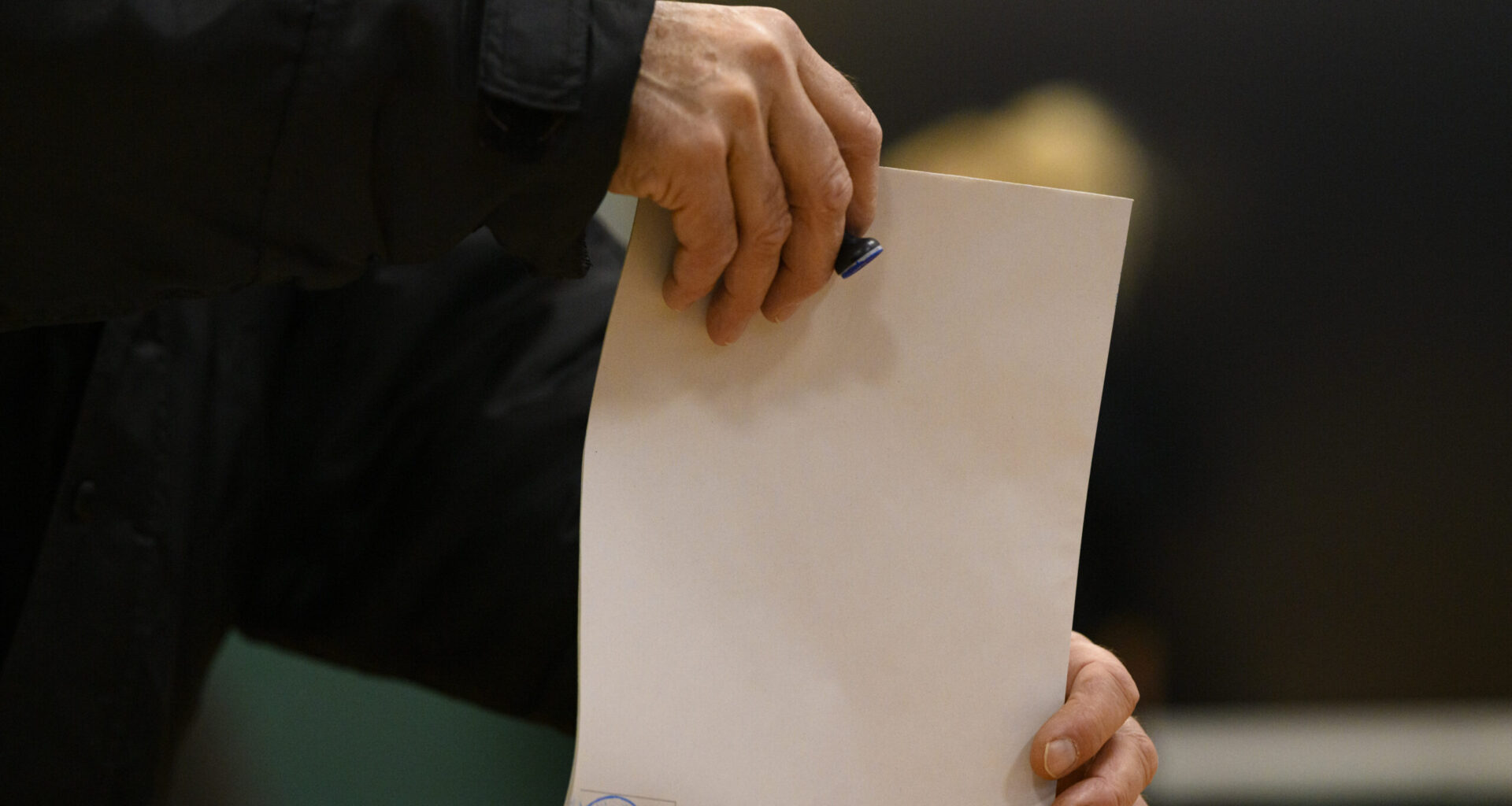 Daniel Băluță și Ciprian Ciucu, la egalitate. Un candidat văzut între favoriți este în scădere