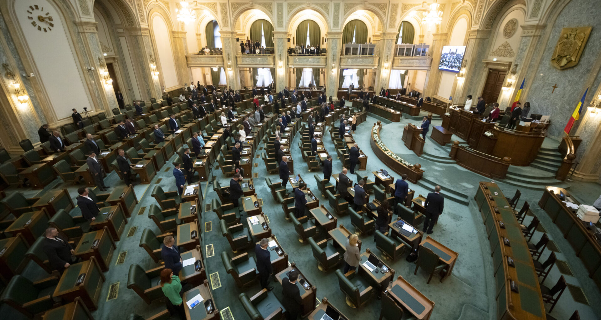 Senatul dezbate eliminarea indemnizației compensatorii pentru judecătorii CCR