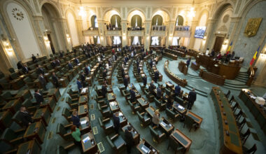 Senatul dezbate eliminarea indemnizației compensatorii pentru judecătorii CCR