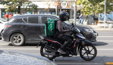 Atac brutal asupra unui livrator străin, în București. VIDEO