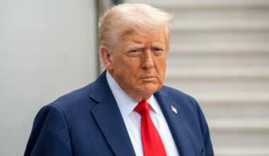 Trump a semnat proiectul care permite redeschiderea Guvernului după o perioadă de întrerupere record de 43 de zile