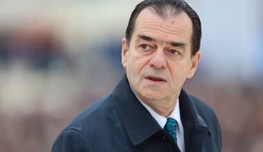 Nu m-am simțit confortabil în «croiala strâmtă» a costumației prezidențiale