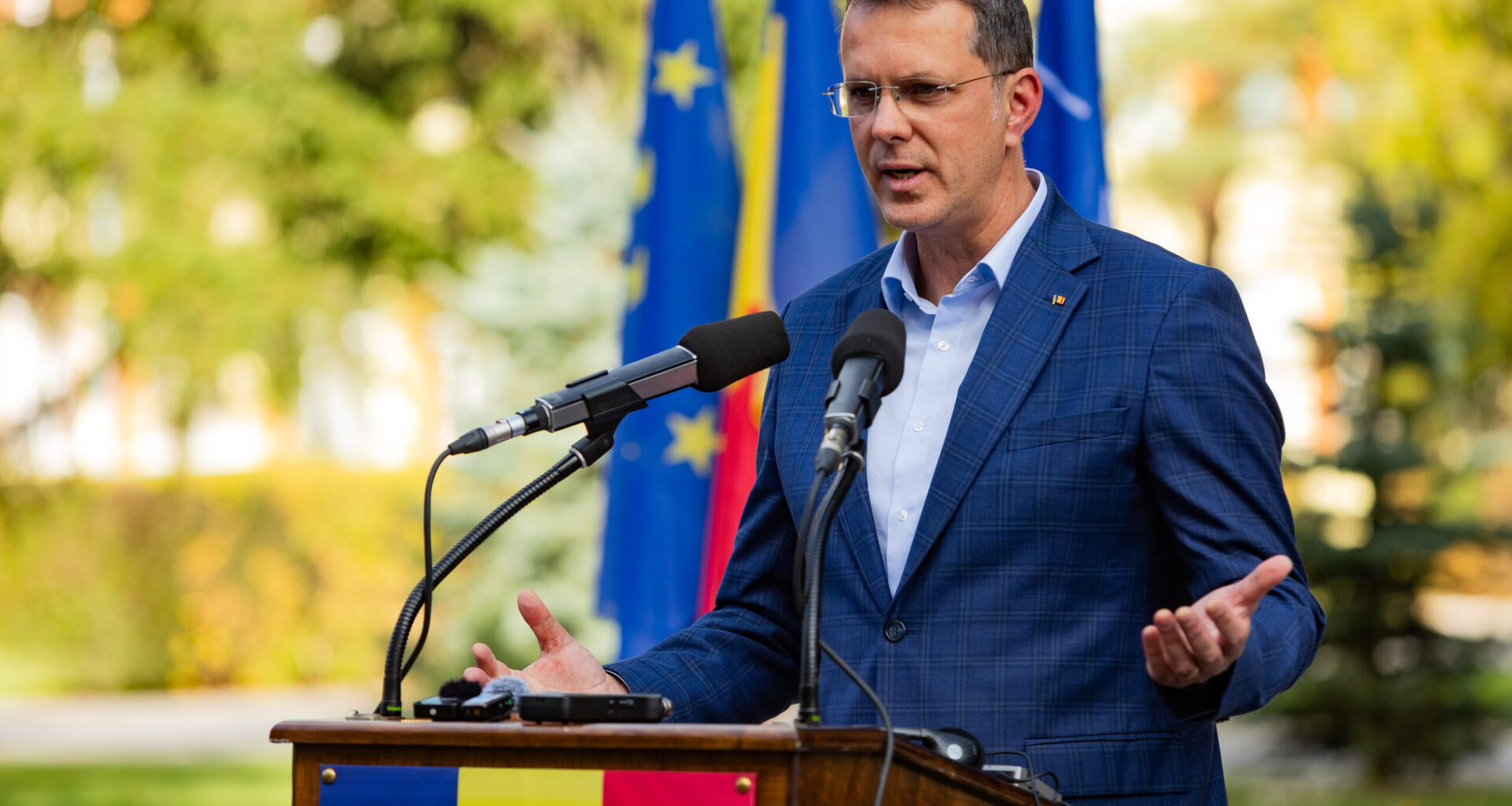 „Fac acest gest cu asumare și respect față de Armata Română. România și Europa sunt sub asaltul Rusiei”