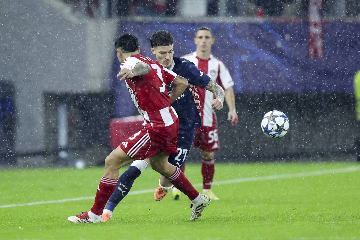 PSV obține o remiză cu emoții în prelungiri! Dennis Man, 58 de minute modeste pe terenul grecilor