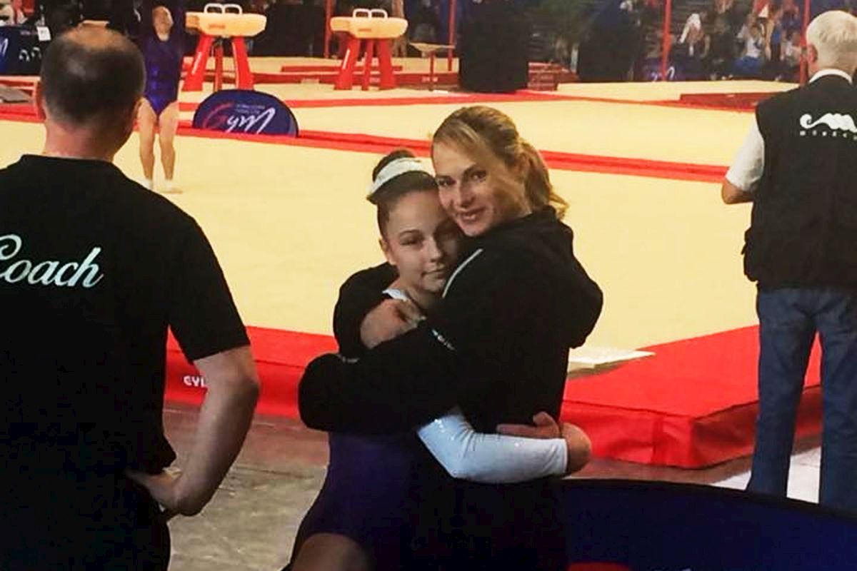 „Dacă te sărut, le vei spune părinților tăi?”