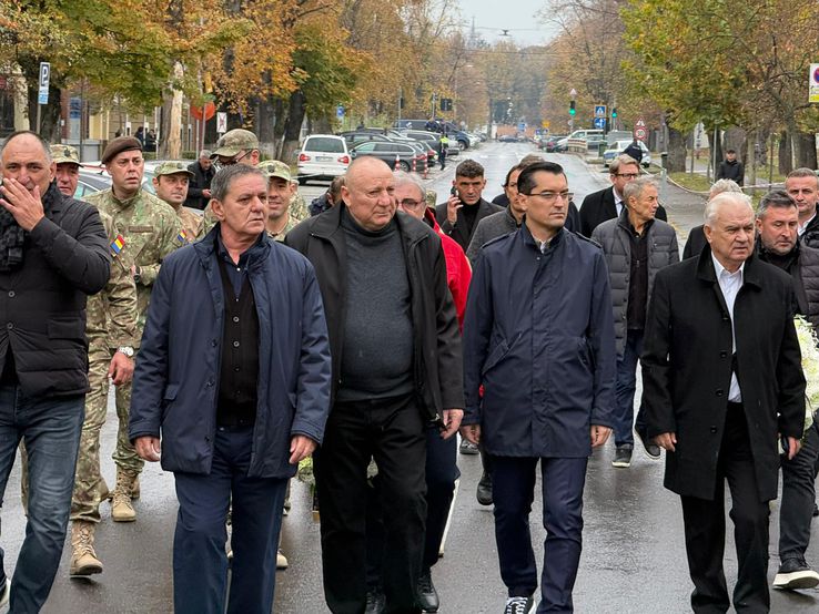 Înmormântare Emeric Ienei. FOTO // (GSP.ro)