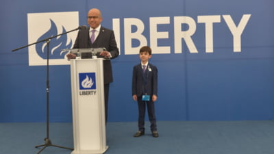 Combinatul de la Galați ținea în picioare imperiul lui Sanjeev Gupta. „Nu putem eșua, chiar dacă ar trebui să vindem câțiva copii”