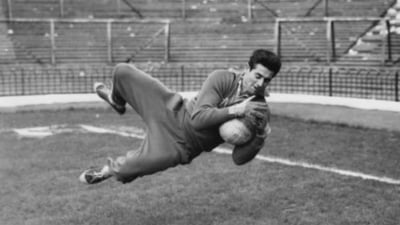 Doliu în fotbalul italian! Legendarul portar Buffon a murit