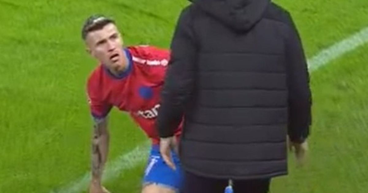 „Nu ți-e rușine?!” FOTO: Tavi Popescu s-a rățoit la Eugen Neagoe în timpul meciului » Antrenorul a dezvăluit cum s-a terminat conflictul