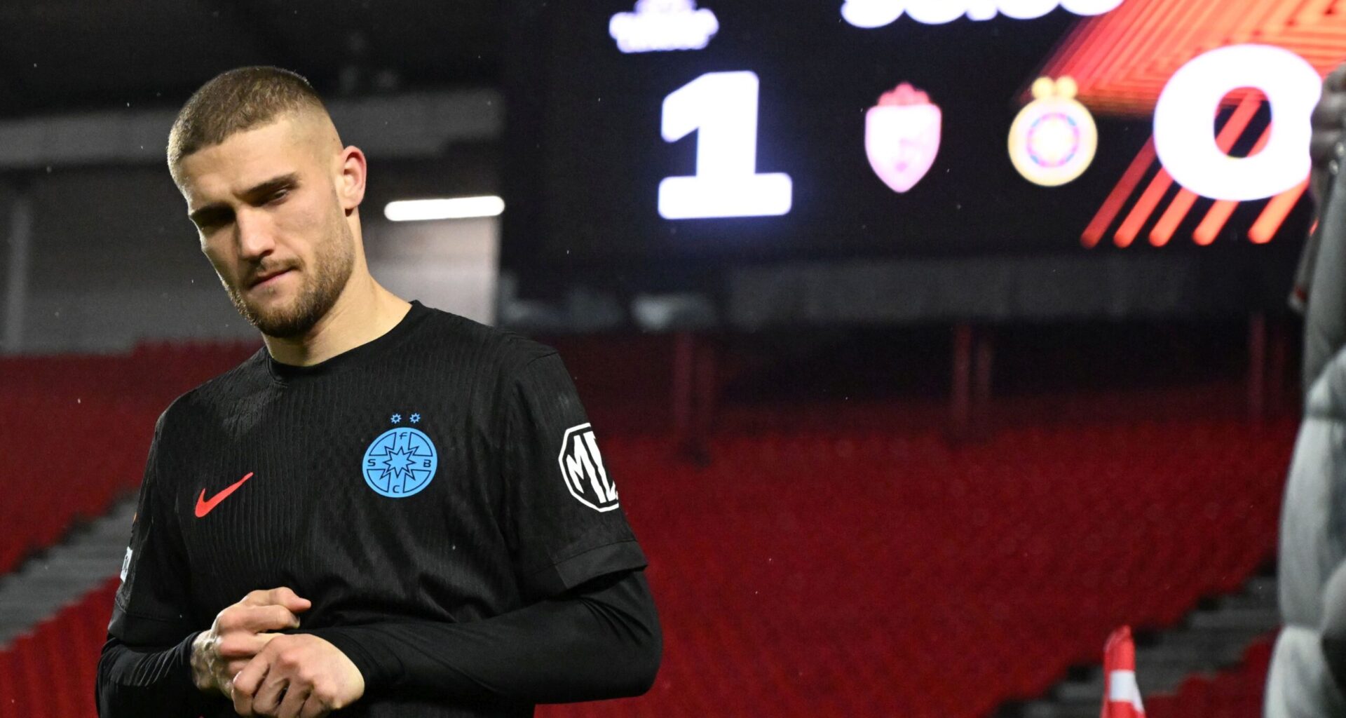 FCSB s-a hotărât asupra primelor trei plecări din lot. Urmează rezilierea contractelor