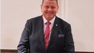 Fostul șef al armatei ucrainene, azi ambasador, dezvăluie esenţa diplomaţiei ruse: „Negociatorii ruși urmăresc să epuizeze și să zăpăcească”