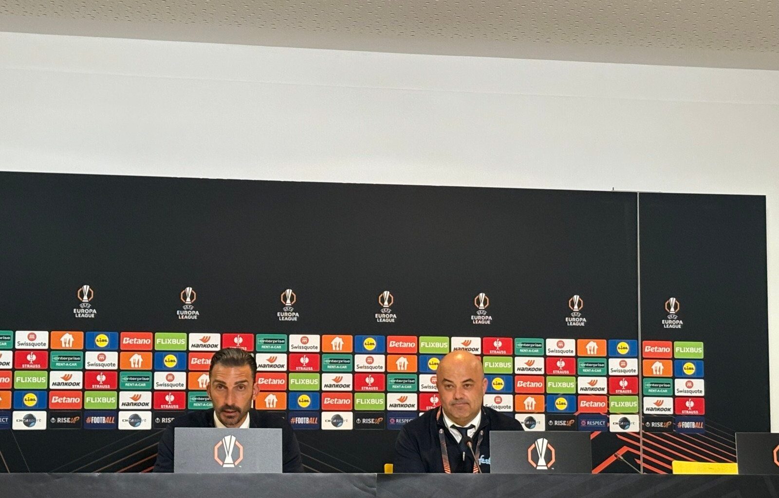 Elias Charalambous la conferința de presă de după meciul FCSB - Bologna din Europa League