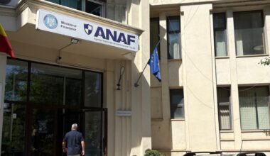 ANAF - experți, inspectori și consilieri cu studii la universități fantomă