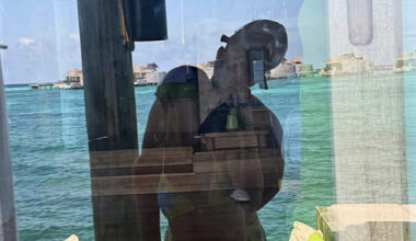 Au încercat să se ascundă, dar au fost ”prinși” în Maldive: ”Cuplul anului!”