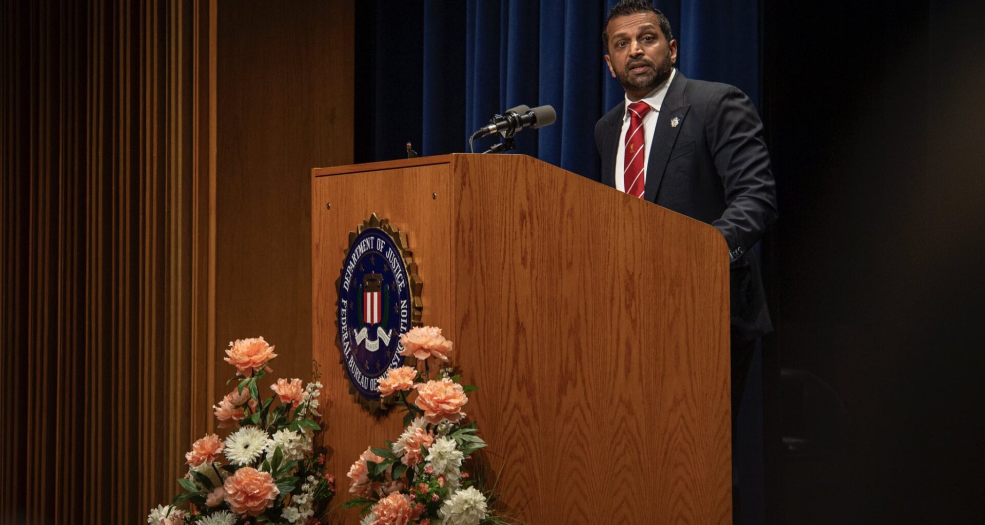 Trump ia în considerare demiterea lui Kash Patel de la șefia FBI / Ce i se reproșează actualului director al FBI și cine îl va înlocui