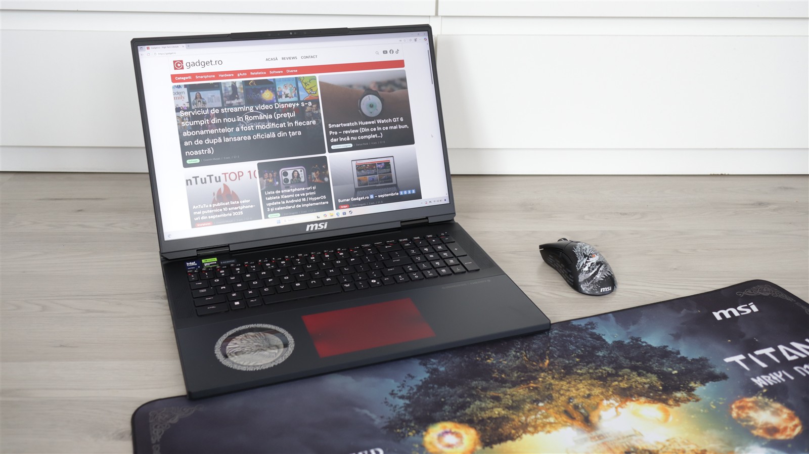 MSI Titan 18 HX Dragon Edition Norse Myth sau cum arată ediția de colecție a celui mai puternic laptop de gaming testat de mine până acum