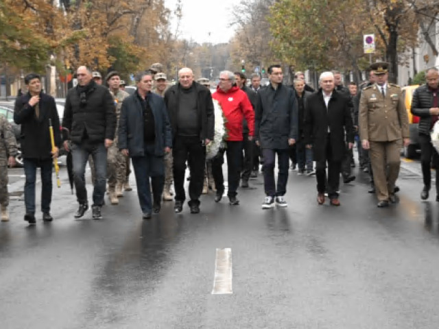 De ce a avut Stoichiță geacă roșie la înmormântarea lui Emeric Ienei