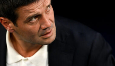 I-a lăsat "mască"! Chivu ”s-a ridicat de la masă și a plecat” în timpul negocierilor pentru venirea în România