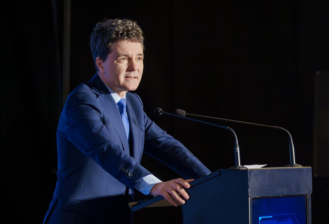 Nicușor Dan cere companiilor să vină cu politici economice gata scrise: Statul nu are această capacitate administrativă (Video)