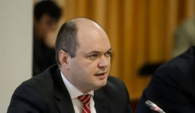 FMI ne recomandă impozit progresiv și „noi măsuri fiscale”. Ionuț Dumitru: Cu resurse reduse, plătim salarii mai mari față de media UE