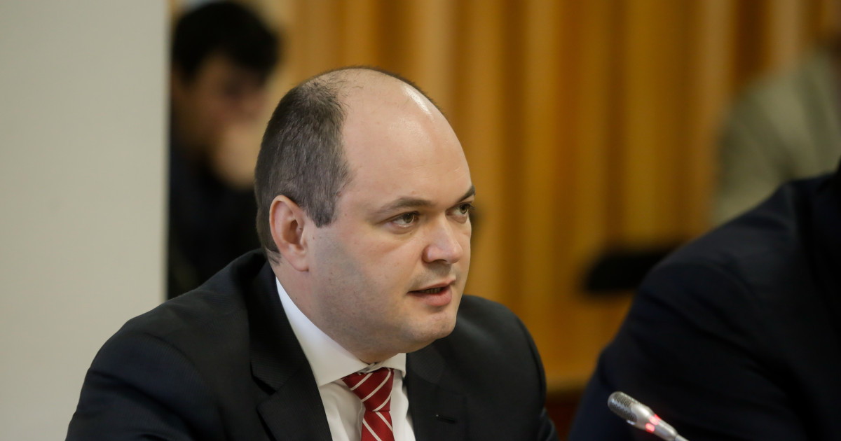 FMI ne recomandă impozit progresiv și „noi măsuri fiscale”. Ionuț Dumitru: Cu resurse reduse, plătim salarii mai mari față de media UE