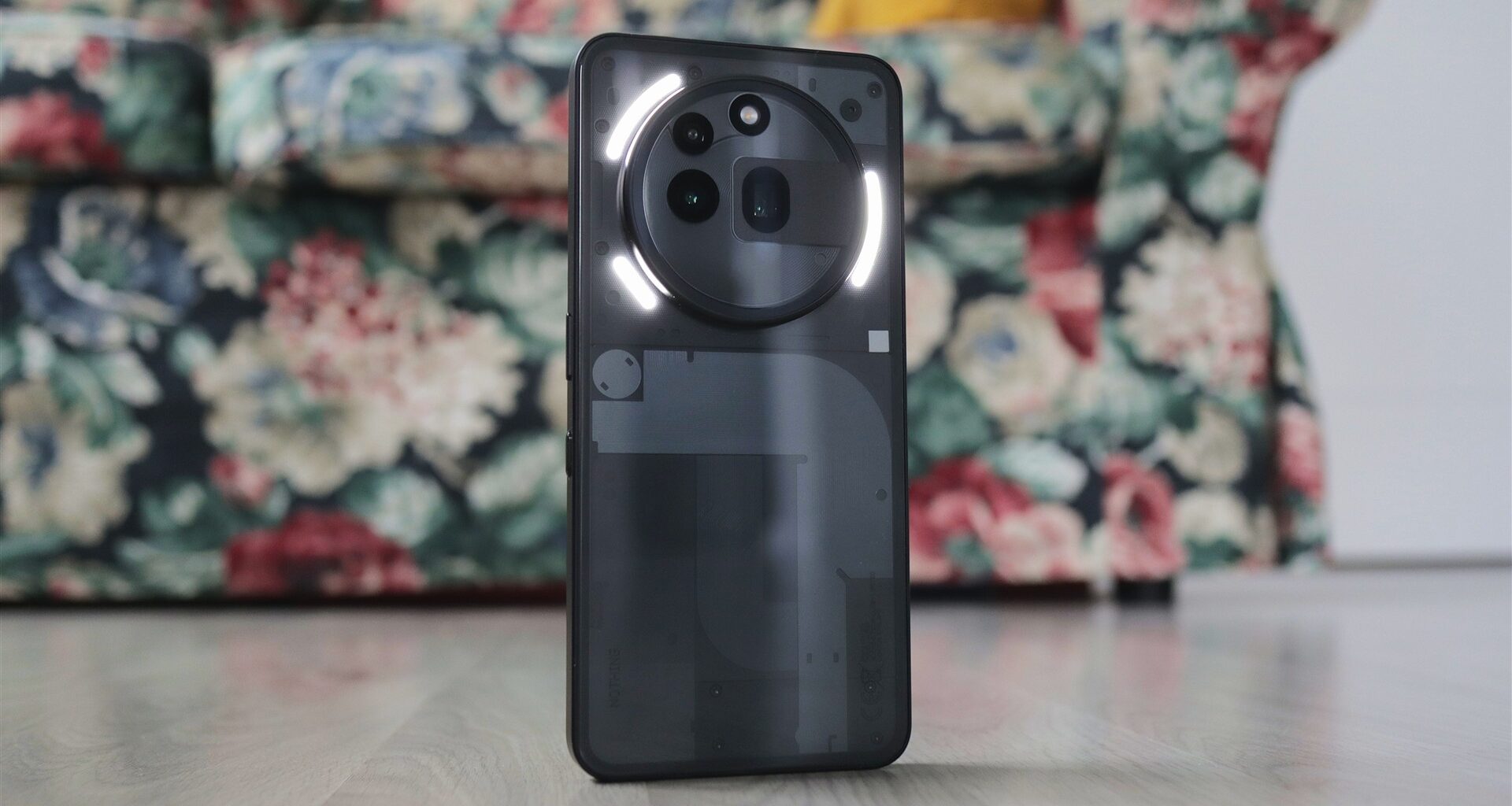 Nothing Phone (3a) Pro - review