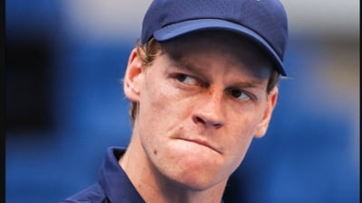 S-a încheiat prima semifinală la Turneul Campionilor. Cum s-a descurcat italianul Sinner