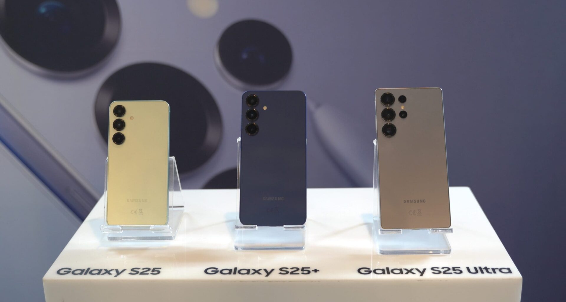Seria Galaxy S26 se lansează în februarie, fără modelele Pro sau Edge