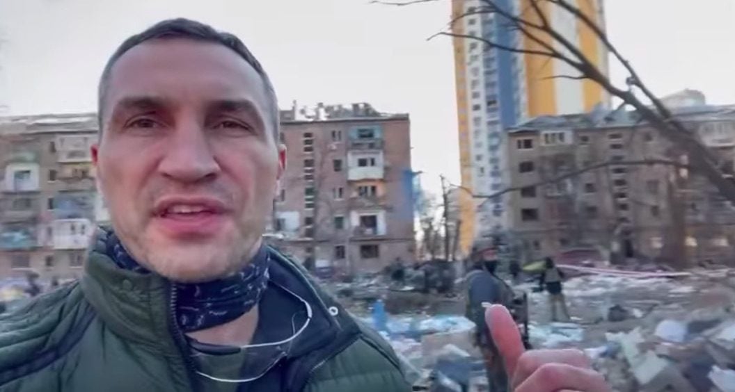 Fără electricitate și apă curentă