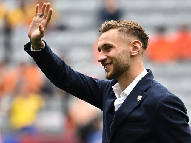 FCSB îi oferă un milion € salariu lui Denis Drăguș. Răspunsul a venit instant