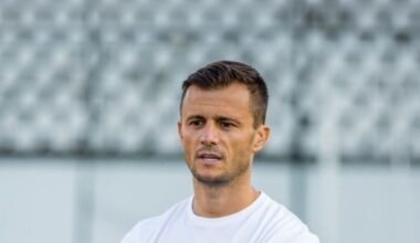 „Mi-a dat mesaj la 2:30 noaptea”. Ce au discutat Kopic și Nicolescu + Detalii despre comportamentul unui jucător: „Se antrenează 10 zile, stă 4-5”