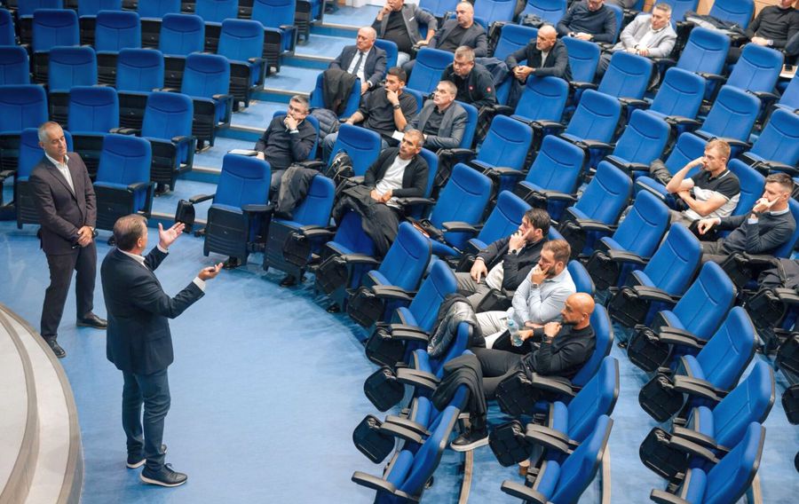 Kyros Vassaras, apel pentru antrenorii din Superliga