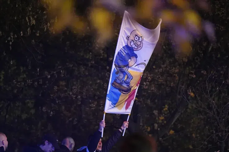 Imagini revoltătoare afișate de bosniaci la meciul cu România / FOTO: Instagram @ultra.romania