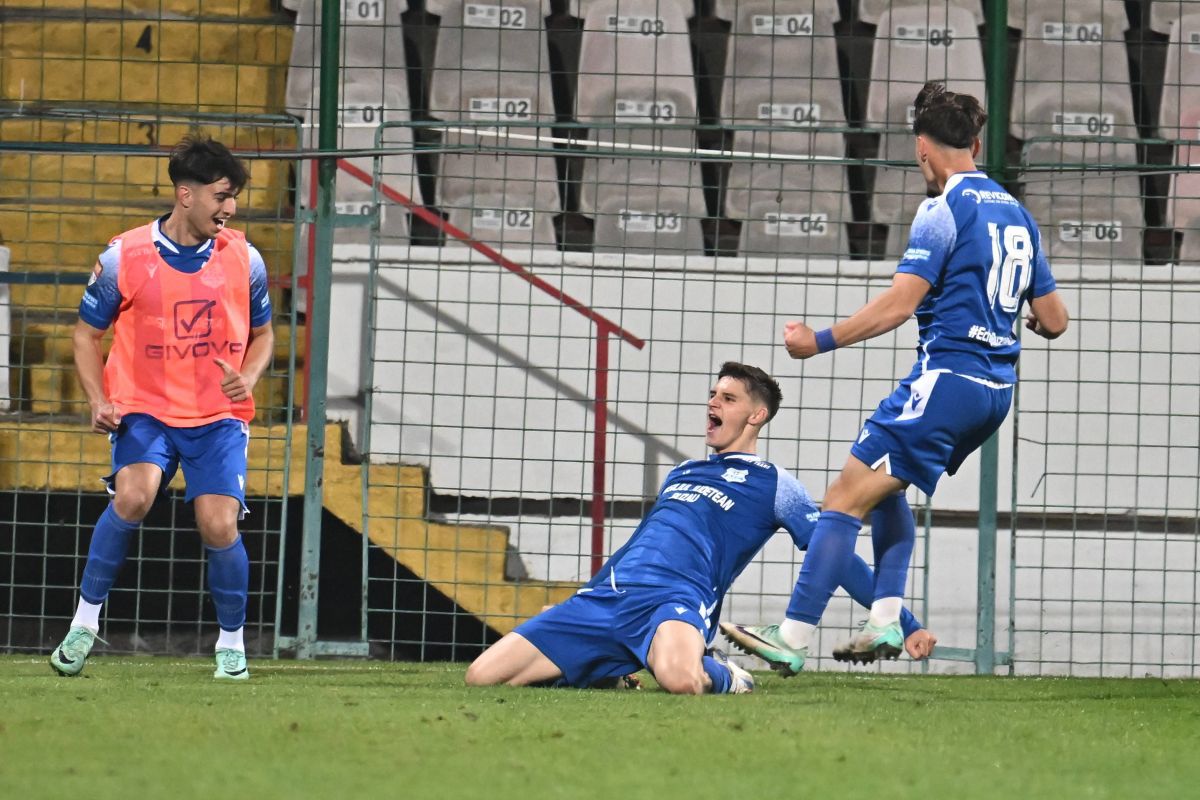 Dinamo îl vrea pe golgheterul român