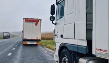 2.000 de camioane blocate în Belarus după închiderea graniței de către Lituania