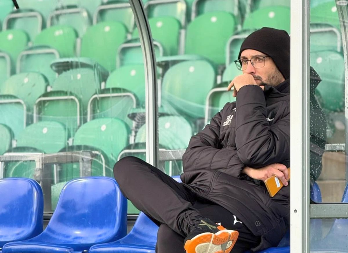 Fără echipă de 15 luni și angajat ultima dată ca analist TV, portughezul e la un pas să semneze în Superliga