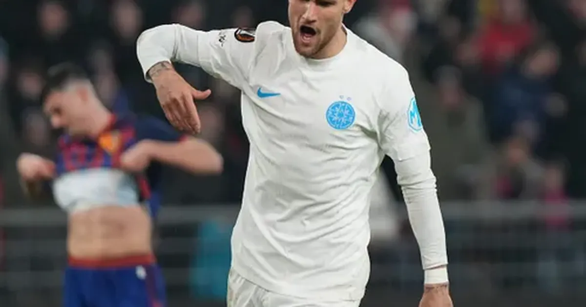 Supărat pe Bîrligea. Mihai Stoica e de părere că atacantul nu a înțeles nimic după amenda primită: „În tribună până îi cresc rădăcini”