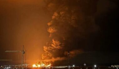 Incendiu uriaș și explozii puternice în Londra. 150 de pompieri au fost trimiși în misiune