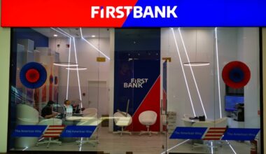 „Noroc că apucasem să scot bani”