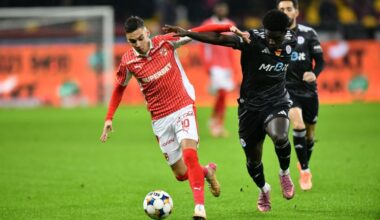 Oțelul, „câinii” vor revanșa pentru meciul din tur » Meciul a început cu o întârziere de un sfert de oră