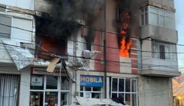 Explozie urmată de incendiu într-un bloc din Brăila