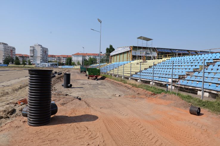 Cum arată stadionul din Slobozia în iulie 2025 / foto: Andrei Furnigă (GSP)
