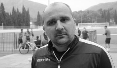 Antrenorul bosniac Mladen Žižović a murit în timpul unui meci din campionatul Serbiei de fotbal