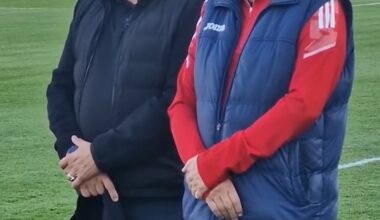 Și-au luat rămas bun de la Ienei. VIDEO. Mii de oameni au mers la stadionul din Oradea » Gabi Balint, cu ochii în lacrimi:  „Asta m-a impresionat incredibil la el”