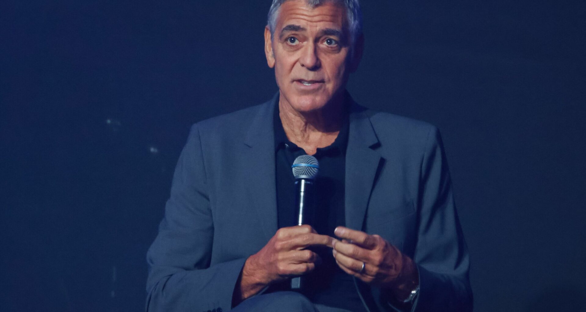 Actorul George Clooney spune că înlocuirea lui Biden cu Harris la prezidențialele din 2024 „a fost o greșeală”