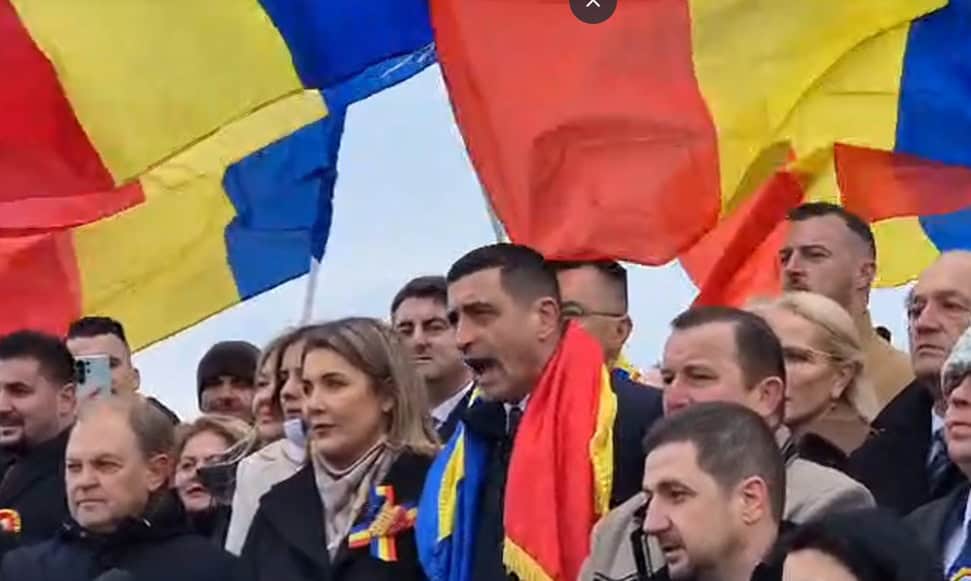 VIDEO: Huiduieli marca AUR, la Alba Iulia. Au început să urle în momentul depunerii de coroane din partea președintelui României