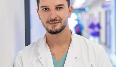 Scandal în lumea medicală. Șeful anesteziștilor cere declararea ca persona non grata a doctorului Iuliu Torje: Hater tânăr, repetent. Medicul român din Germania face acuzații grave