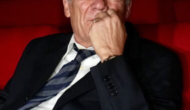 „S-a născut să fie mare”. Reacțiile invitaților la premiera lui Boloni: „Poate să ia naționala oricând” + O nouă apariție în spațiul public a lui Valentin Ceaușescu