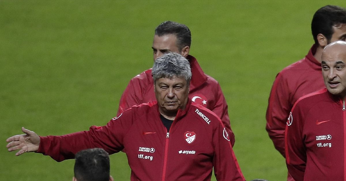 Realitatea îl contrazice pe Lucescu. Selecționerul a spus ceva despre turcii promovați de el la națională. Care e adevărul